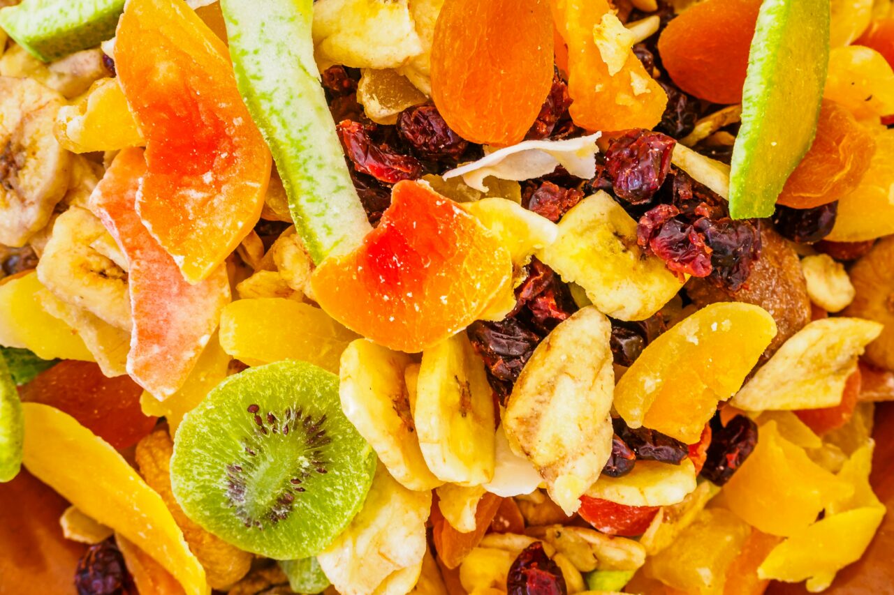 dried fruit for healthy vending machine snacks