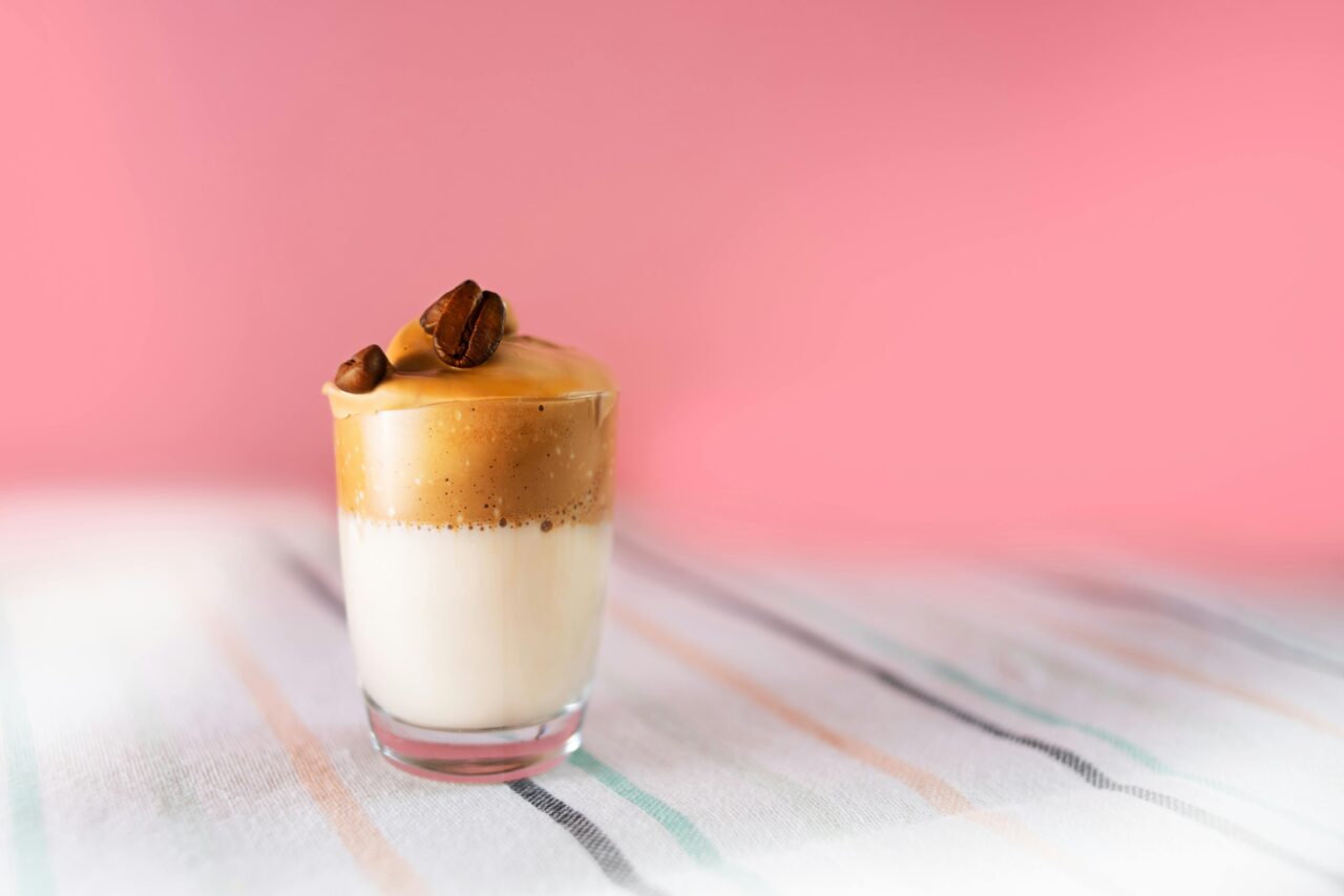 instagram coffee trends to try at the workplace: the dalgona coffee, whipped coffee