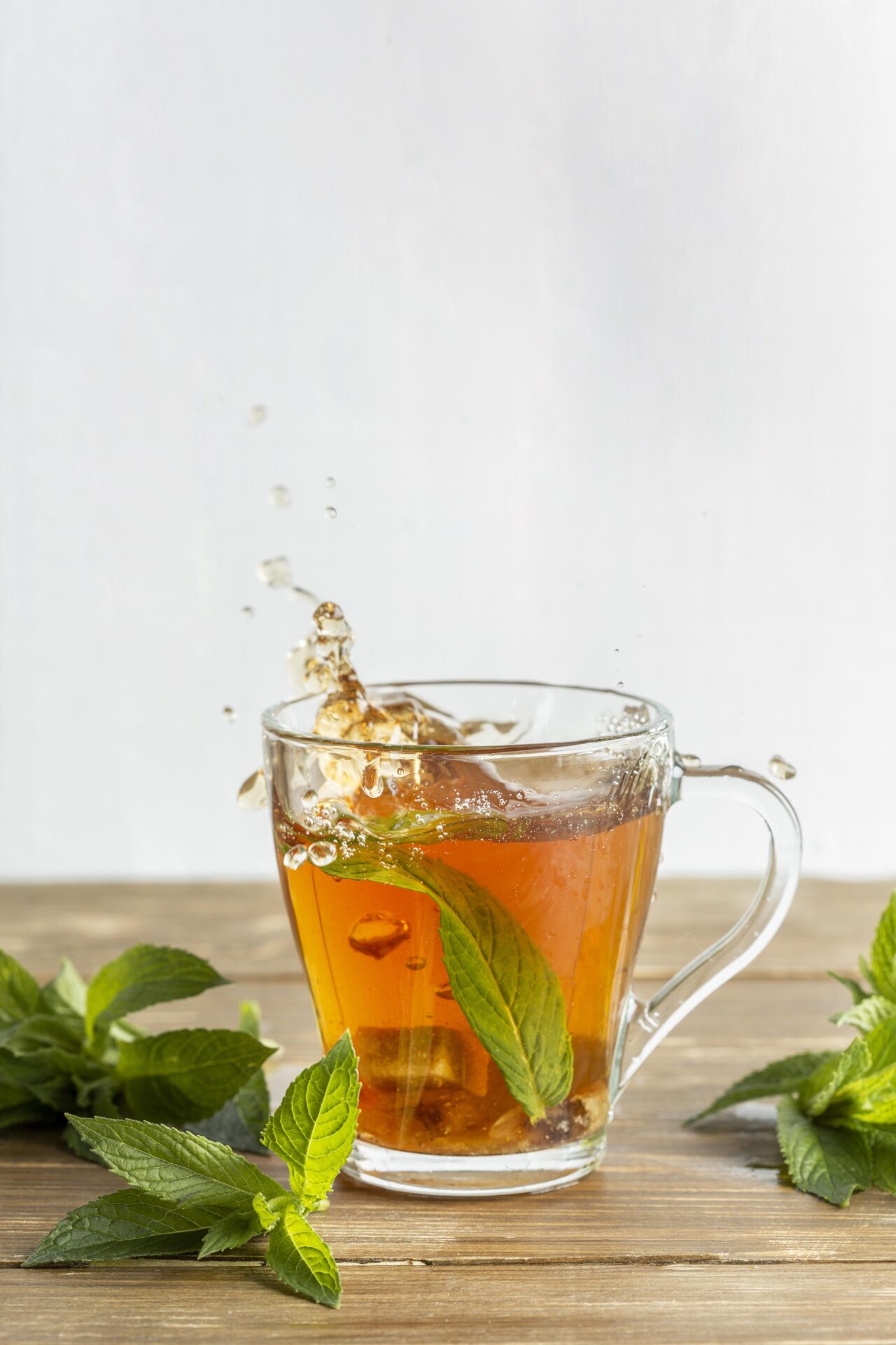 fresh leaf tea